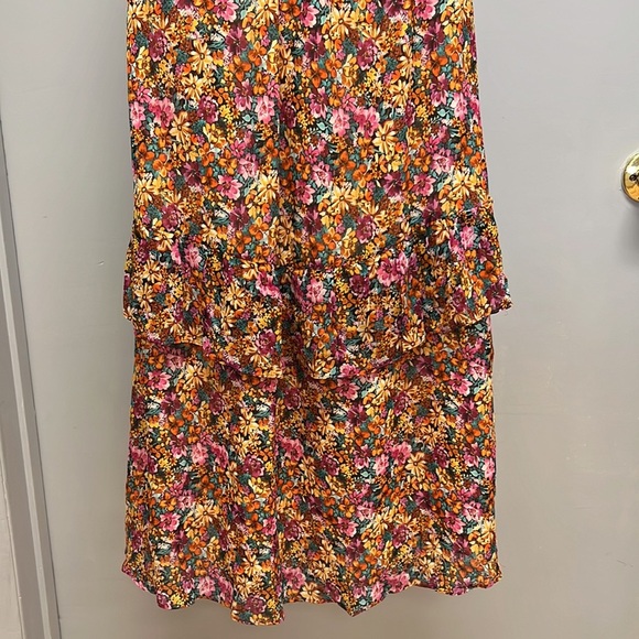 Lavender Brown Floral Flutter Sleeve Ruffled Maxi Dress - Picture 6 of 10